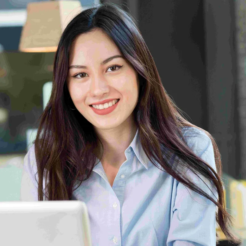 Sản phẩm khach hang cua thue xe huynh gia 4 scaled — Công Ty TNHH Vận Tải Hiệp Phát — MST 0314969885