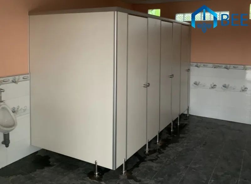 Sản phẩm thi cong vach ve sinh — Công Ty CP Xuất Nhập Khẩu Thương Mại Sản Xuất MBee — MST 0315000701