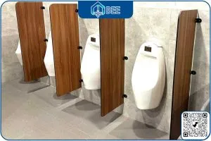 Sản phẩm vach ngan ve sinh tam compact hpl 0 300x200 — Công Ty CP Xuất Nhập Khẩu Thương Mại Sản Xuất MBee — MST 0315000701