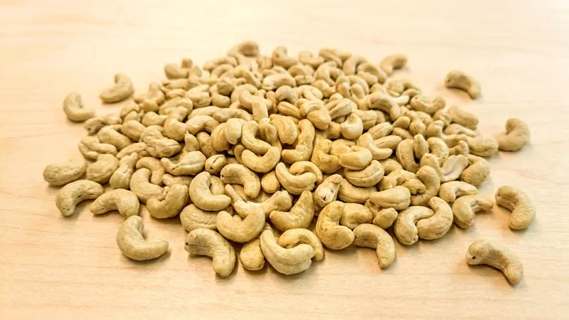 Sản phẩm Cashew Dried — Công Ty TNHH Xuất Nhập Khẩu Bigitexco — MST 0315014630