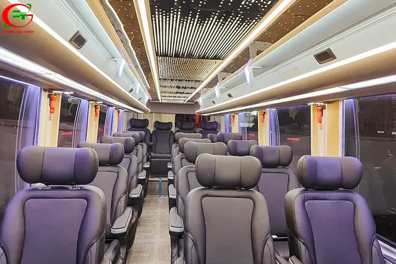 Sản phẩm 251102_limo20c_limited 6 — Cho Thuê Xe Du Lịch, Xe Limousine, Xe Vip Cao Cấp - Công Ty TNHH Dịch Vụ Tổng
Hợp Hoàng Gia Thịnh — MST 0315087283