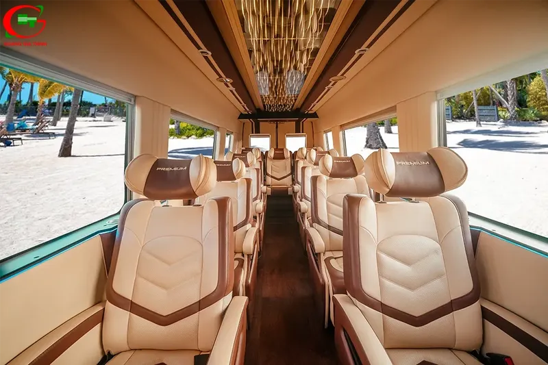 Sản phẩm 260106_limo12c_iveco_business 7 — Cho Thuê Xe Du Lịch, Xe Limousine, Xe Vip Cao Cấp - Công Ty TNHH Dịch Vụ Tổng
Hợp Hoàng Gia Thịnh — MST 0315087283