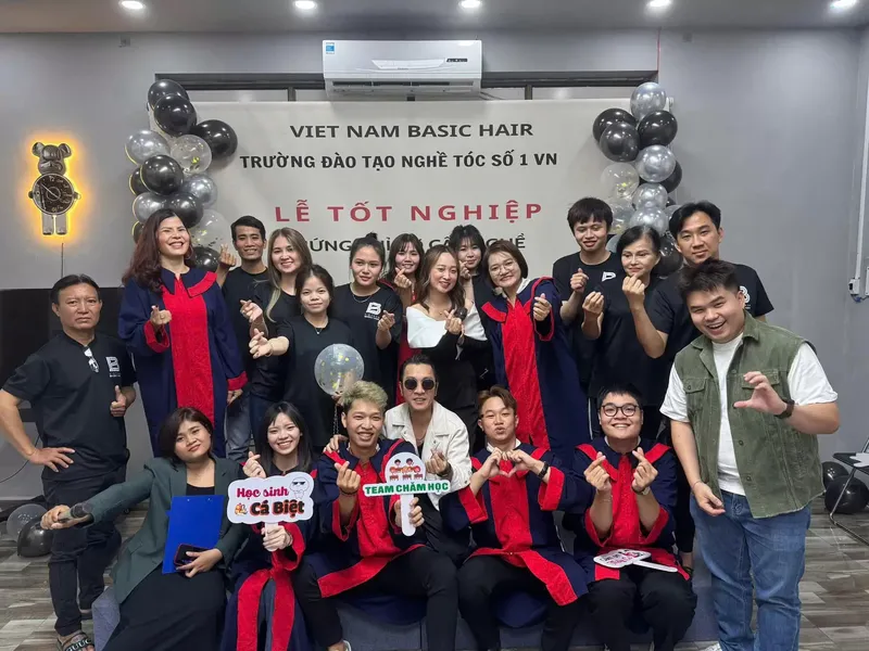 Sản phẩm vip — Công Ty CP Đào Tạo Thẩm Mỹ BASIC HAIR Việt Nam — MST 0315110165
