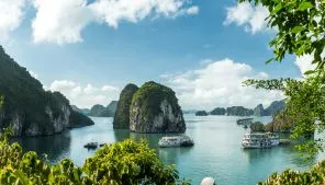 Sản phẩm Halong3.jpg — Công Ty TNHH Du Lịch Và Di Trú AHU — MST 0315116872