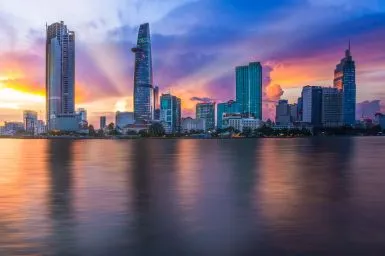 Sản phẩm HCM231220.jpg — Công Ty TNHH Du Lịch Và Di Trú AHU — MST 0315116872