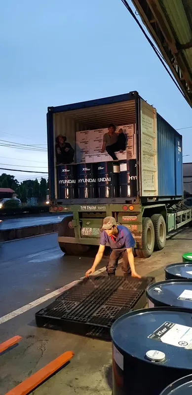 Sản phẩm 3533313521484081087629361529603936195969024o 5599 — Dầu Nhờn LOC Tech - Công Ty TNHH Kỹ Thuật Dầu Nhờn LOC Tech — MST 0315144037