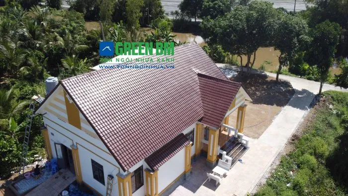 Sản phẩm mau nha mai thai nho xinh lop ton ngoi nhua xanh mau socola scaled e1628128076269 — Công Ty CP Đầu Tư Xuất Nhập Khẩu Vật Liệu Xanh — MST 0315178438