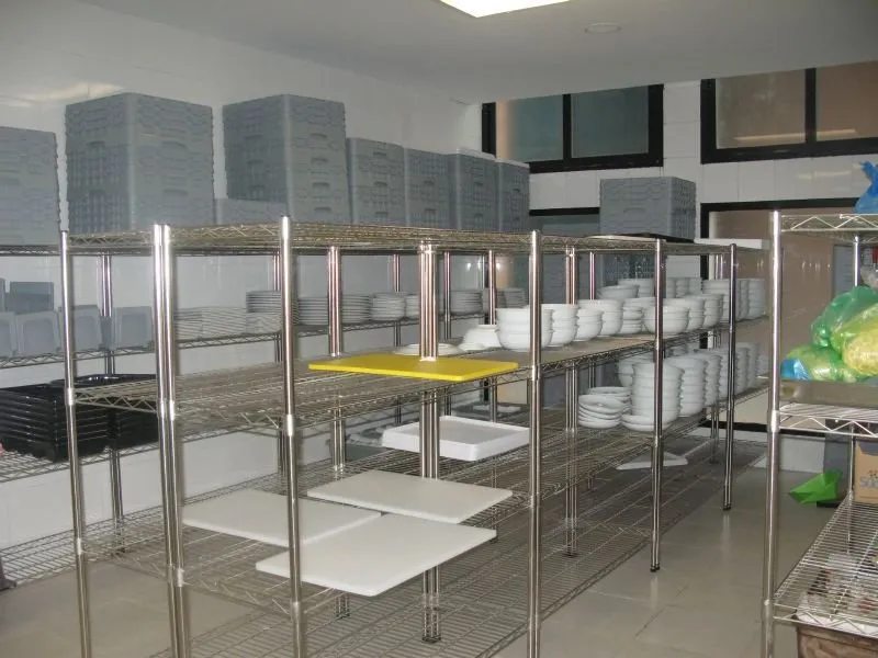 Sản phẩm gia tu ke inox 5 — Thiết Bị Bếp Sáu Phát - Chi Nhánh Công Ty TNHH Sản Xuất & Thương Mại Sáu Phát — MST 0315205794