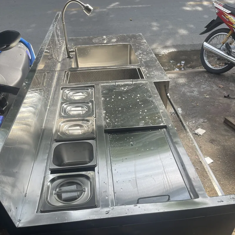 Sản phẩm z4976154978065_5b589434f2358c3030ba0343b3a7a63a e1702609162898 — Thiết Bị Bếp Sáu Phát - Chi Nhánh Công Ty TNHH Sản Xuất & Thương Mại Sáu Phát — MST 0315205794