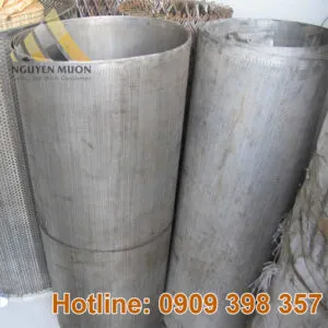 Sản phẩm tam inox chong truot nguyen muon 300x300 — Công Ty TNHH Nguyên Muôn — MST 0315208192