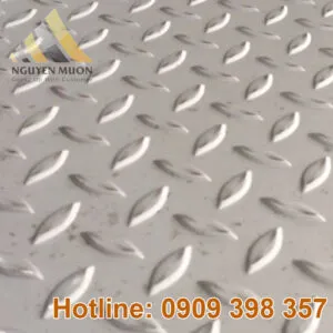 Sản phẩm tam thep chong truot nguyen muon 300x300 — Công Ty TNHH Nguyên Muôn — MST 0315208192