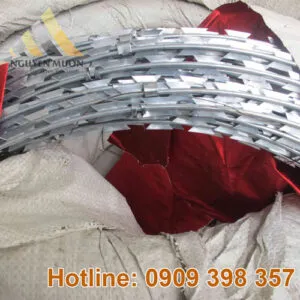 Sản phẩm day thep gai nguyen muon 300x300 — Công Ty TNHH Nguyên Muôn — MST 0315208192