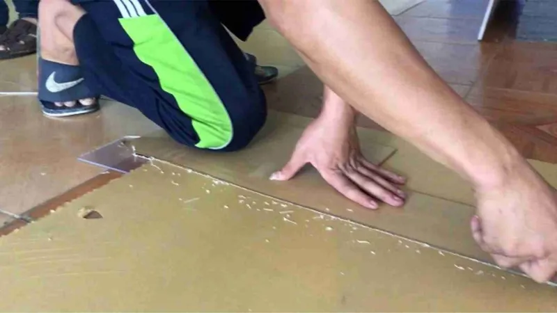 Sản phẩm cat tam mica bang dao roc giay 1024x576 — Công Ty TNHH Quảng Cáo Nhân Tâm — MST 0315255481