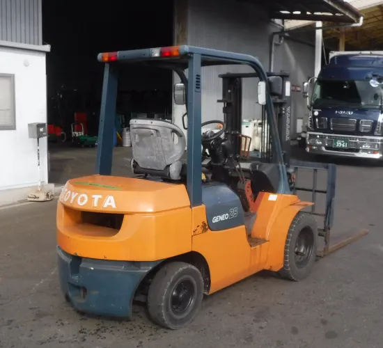 Sản phẩm xe nang dau toyota 2 5 tan 1756460003.jpg — Xe Nâng Sơn Long - Công Ty TNHH TM DV Kỹ Thuật Sơn Long — MST 0315300832