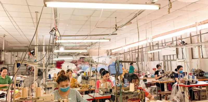 Sản phẩm 6 nam hoat dong xuong may maitapde — Công Ty TNHH Mai May — MST 0315300889