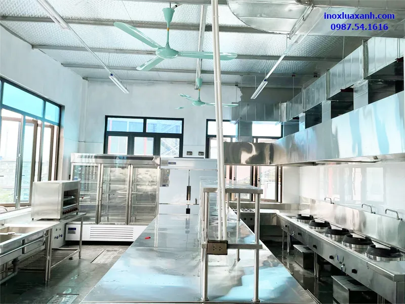 Sản phẩm bep cong nghiep inox 304 — Bếp Inox Lửa Xanh - Công Ty TNHH Thương Mại Dịch Vụ Bếp Inox Lửa Xanh — MST 0315403186