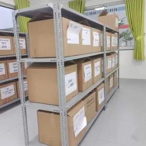Sản phẩm ke sat v lo hm443 2 300x300 — Kệ Chứa Hàng Hòa Mỹ - Công Ty Cổ Phần Dịch Vụ Và Đầu Tư Hòa Mỹ — MST 0315436495