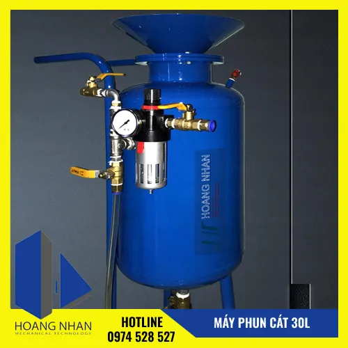 Sản phẩm may phun cat 30 lit nho gon tu dong bang khi nen may phun cat hoang nhan — Công Ty TNHH Sản Xuất Thương Mại Dịch Vụ Cơ Khí Hoàng Nhân — MST 0315500415