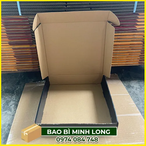 Sản phẩm hinh anh san xuat2 — Bao Bì Carton Minh Long - Công Ty TNHH Một Thành Viên Thương Mại Dịch Vụ Sản
Xuất Bao Bì Minh Long — MST 0315509859
