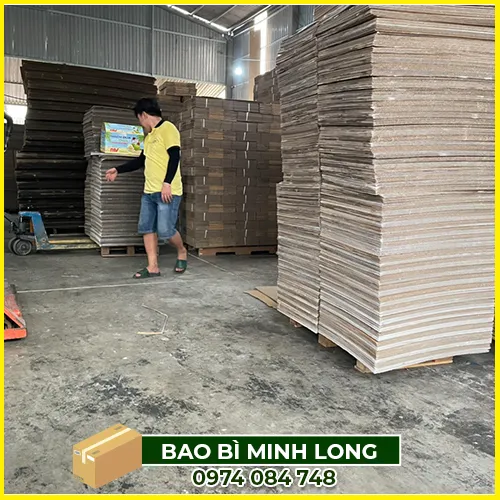 Sản phẩm hinh anh san xuat8 — Bao Bì Carton Minh Long - Công Ty TNHH Một Thành Viên Thương Mại Dịch Vụ Sản
Xuất Bao Bì Minh Long — MST 0315509859