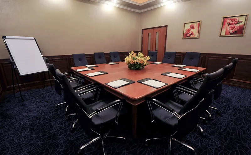 Sản phẩm saigonhotelsbusinesscentermeetingroomatwindsorplazahotel1orig 9332 — Công Ty TNHH Sản Xuất Thương Mại Xây Dựng ROBMIX — MST 0315547879
