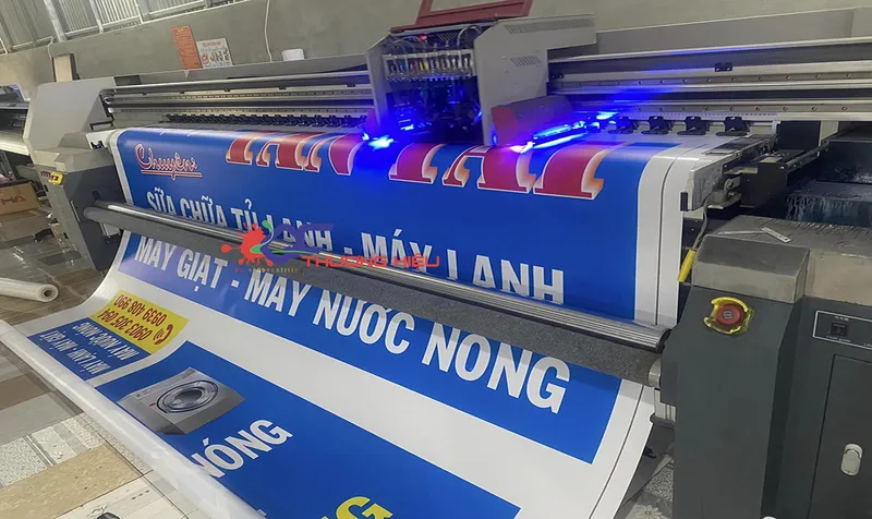Sản phẩm uv cuon1 — In ấn Quảng Cáo Thương Hiệu - Công Ty TNHH MTV Sản Xuất In ấn Quảng Cáo Thương
Hiệu — MST 0315651220
