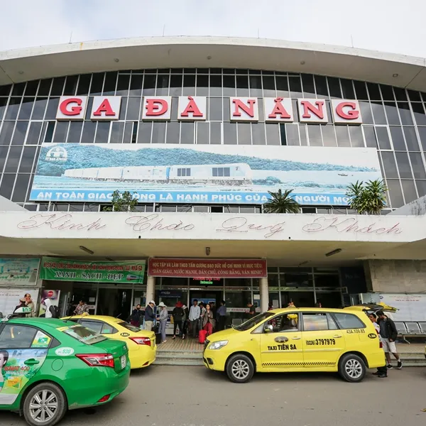 Sản phẩm vanchuyen mientrung — Vận Tải Hỏa Xa Sài Gòn - Công Ty CP TM DV Vận Tải Hỏa Xa Sài Gòn — MST 0315730257