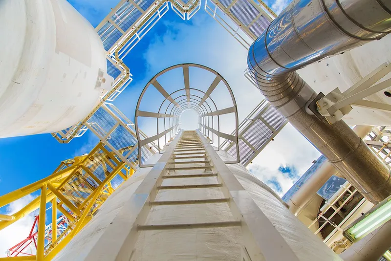 Sản phẩm oil gas processing platform — Công Ty TNHH IEG Cryo & LPG — MST 0315747557