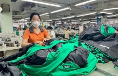 Sản phẩm 1808detmay0632 370 — Công Ty Cổ Phần Tập Đoàn Quốc Hưng — MST 0315762636