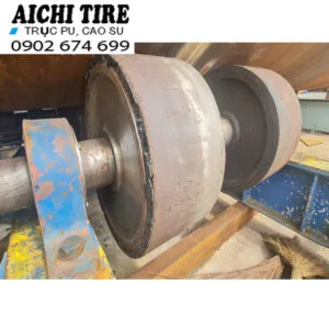 Sản phẩm San xuat Con Lan han bon 1 300x300 — Công Ty TNHH Sản Xuất Thương Mại Aichi Tire Việt Nam — MST 0315818159