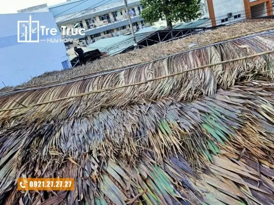 Sản phẩm lop la dua nuoc chong nong tren mai ton 533x400 — Công Ty TNHH Dịch Vụ Phát Triển Huy Hoàng — MST 0315820359