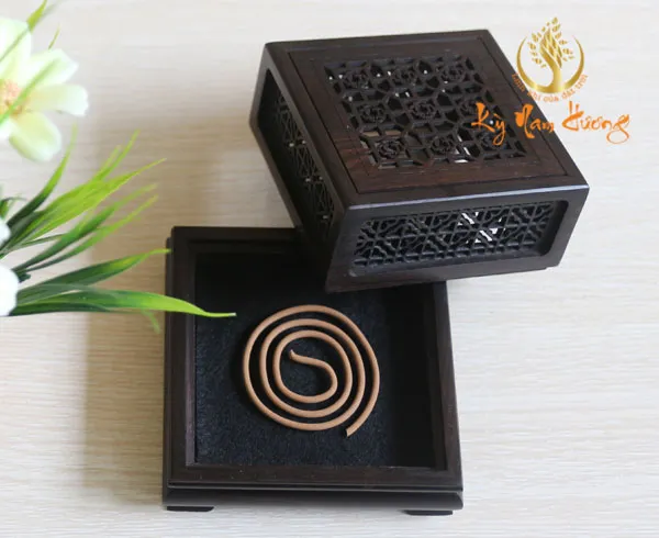 Sản phẩm decamnhang_goden_vuong4 — Nhang Trầm Hương Bình Nghĩa - Công Ty TNHH Sản Xuất Và Xuất Khẩu Trầm Hương Bình
Nghĩa — MST 0315869361