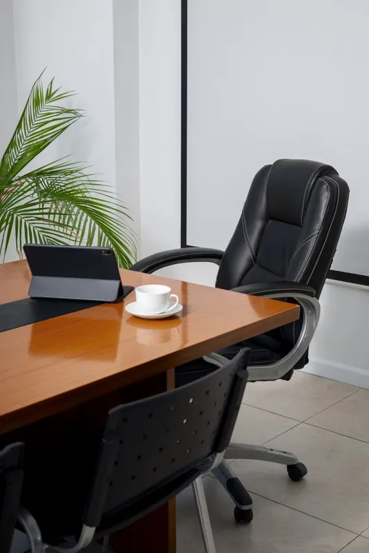Sản phẩm still life office chair indoors 684x1024 — Công Ty TNHH Xây Dựng Và Trang Trí Nội Thất Phú Cường — MST 0315884088