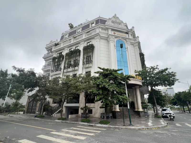 Sản phẩm khách sạn ưu dàm 1 scaled — Thang Máy VINATECH - Công Ty TNHH Thang Máy VINATECH — MST 0315938840
