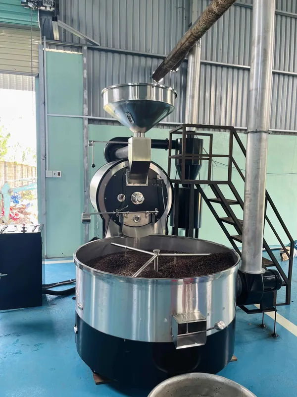 Sản phẩm May rang ca phe 60kg tai An Giang scaled — Công Ty TNHH Công Nghiệp Vũ Phong — MST 0315956409