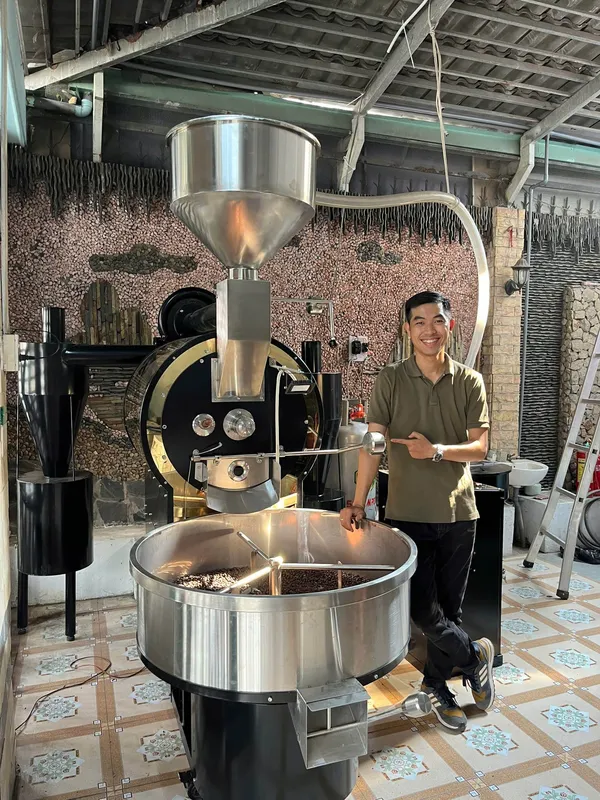 Sản phẩm may rang ca phe 30kg chat luong cho miacoffee.jpg — Công Ty TNHH Công Nghiệp Vũ Phong — MST 0315956409