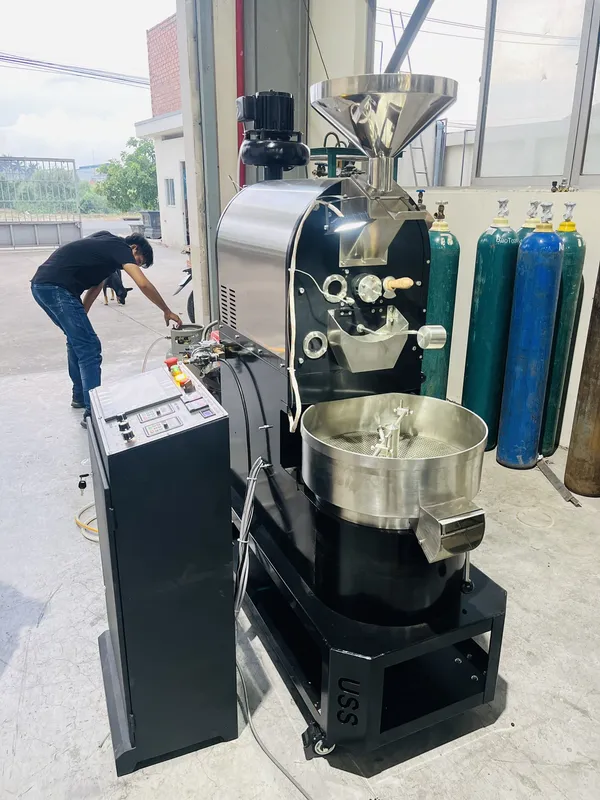 Sản phẩm may rang ca phe 3kg rang tu dong 1 — Công Ty TNHH Công Nghiệp Vũ Phong — MST 0315956409