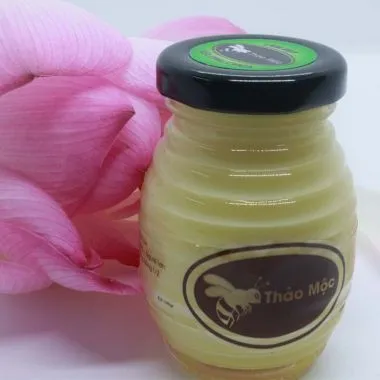 Sản phẩm sua ong chua — Công Ty TNHH Thương Mại Dịch Vụ Mật Ong Thảo Mộc — MST 0315970315