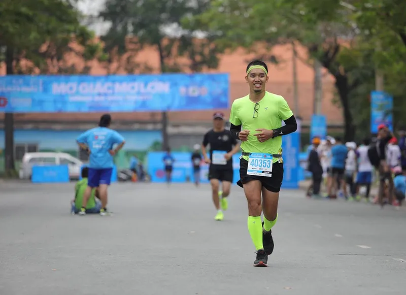 Sản phẩm hcmc marathon 2018 thuan bui 1 — Công Ty TNHH Thương Mại Dịch Vụ Mật Ong Thảo Mộc — MST 0315970315