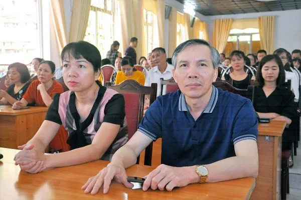 Sản phẩm hoa — Công Ty TNHH Thương Mại Dịch Vụ Mật Ong Thảo Mộc — MST 0315970315