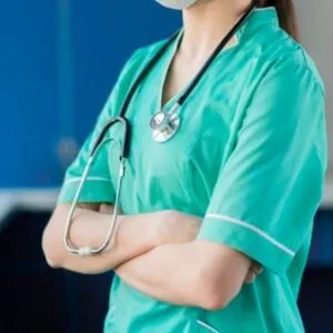 Sản phẩm dong phuc y ta vai tot 300x300 — Công Ty TNHH Sợi Chỉ Vàng — MST 0316017948