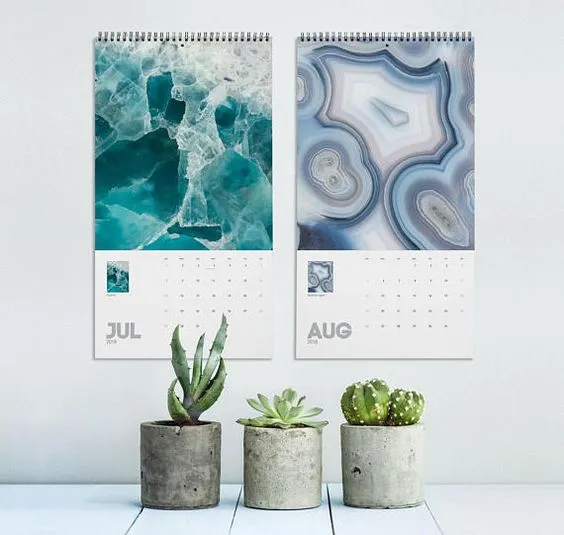 Sản phẩm lich treo tuong 2 — Công Ty Cổ Phần Bao Bì Vprint Pack — MST 0316046850