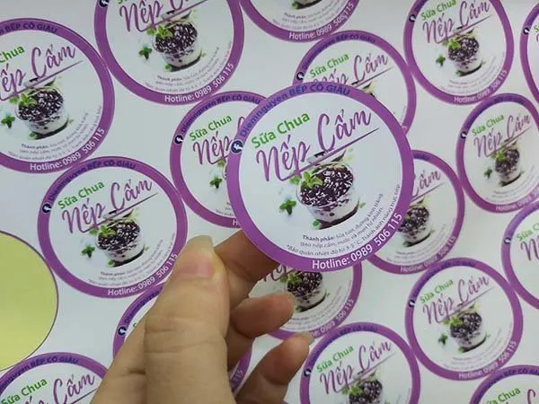 Sản phẩm In nhan decal giay — In ấn Vina - Công Ty TNHH Thiết Kế In ấn Vina — MST 0316093628