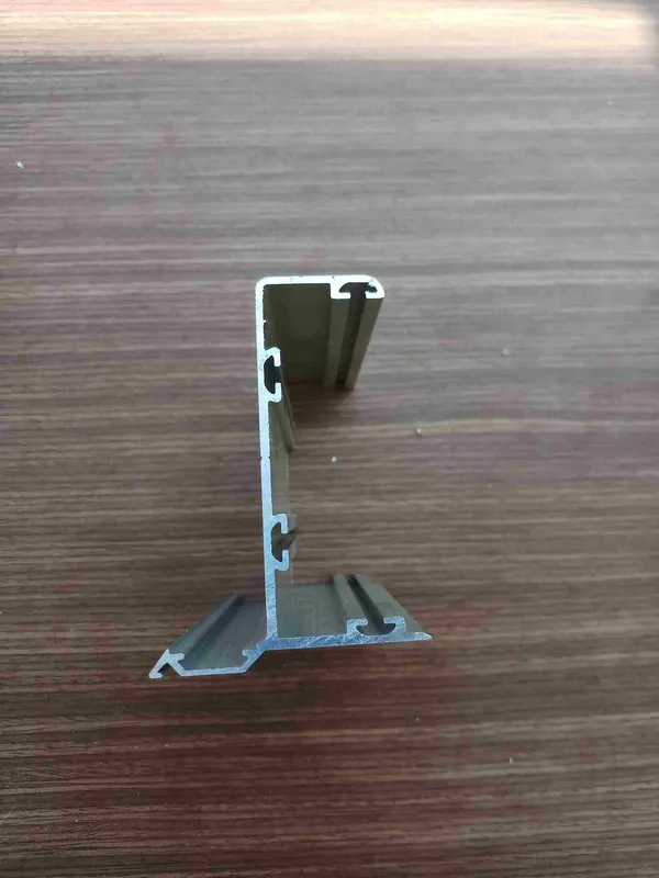 Sản phẩm phu kien panel — Công Ty Cổ Phần Tỷ Hổ — MST 0316114959