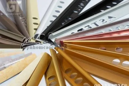 Sản phẩm cac loai nep nhom goc ngoai 450x300 c default — Công Ty TNHH XNK Trang Trí Nội Thất Gia Thịnh — MST 0316115286
