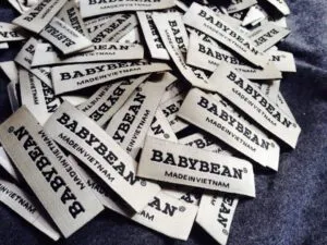 Sản phẩm z804357595538_addaff11cbc211a5efe94a8f78f54387 1 1 300x225 — Công Ty TNHH Kiều Hoa Label — MST 0316115952