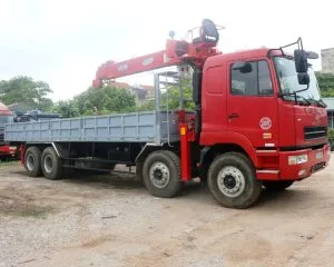 Sản phẩm xe cau camc 4 chan2 300x240 — Xe Cẩu Trâm Anh Hùng Phát - Công Ty TNHH Trâm Anh Hùng Phát — MST 0316127394