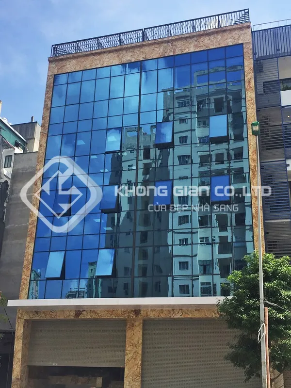Sản phẩm vach kinh cuong luc mat tien 7 — Công Ty TNHH Nhôm Kính Không Gian — MST 0316131908