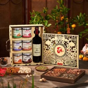 Sản phẩm 2 qua tet 2024 kinguts QT_2337 300x300 — Công Ty TNHH Thương Mại Kingnuts — MST 0316137561