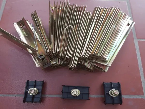 Sản phẩm Káº¹p vÃ  bÃ¡t sáº¯t ray Ä‘iá»‡n (1) — Công Ty Cổ Phần Cơ Khí Công Nghiệp HVC — MST 0316199310